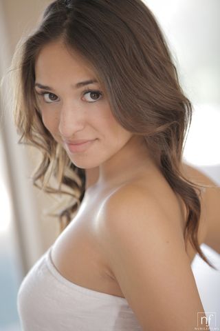Sara Luvv